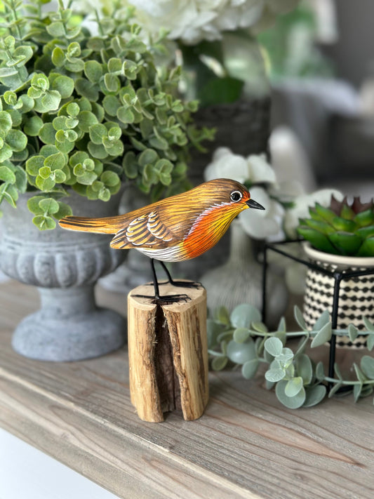 Gorgeous Carved Wooden Robin