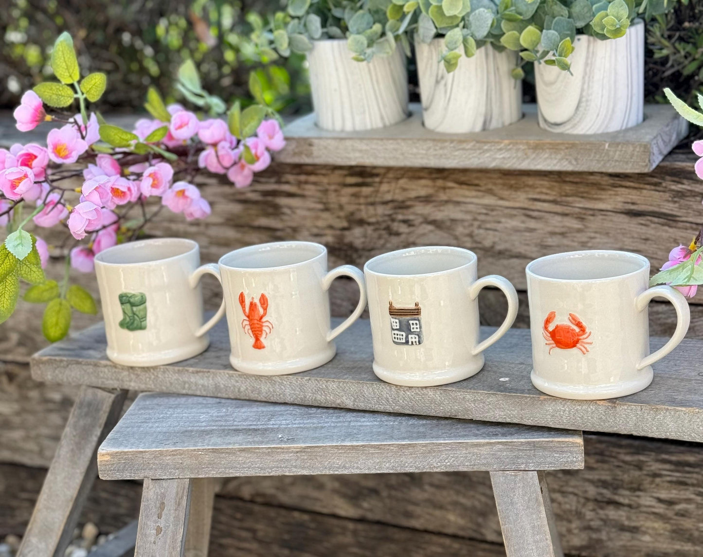 Gisela Graham Embossed Mini Mugs